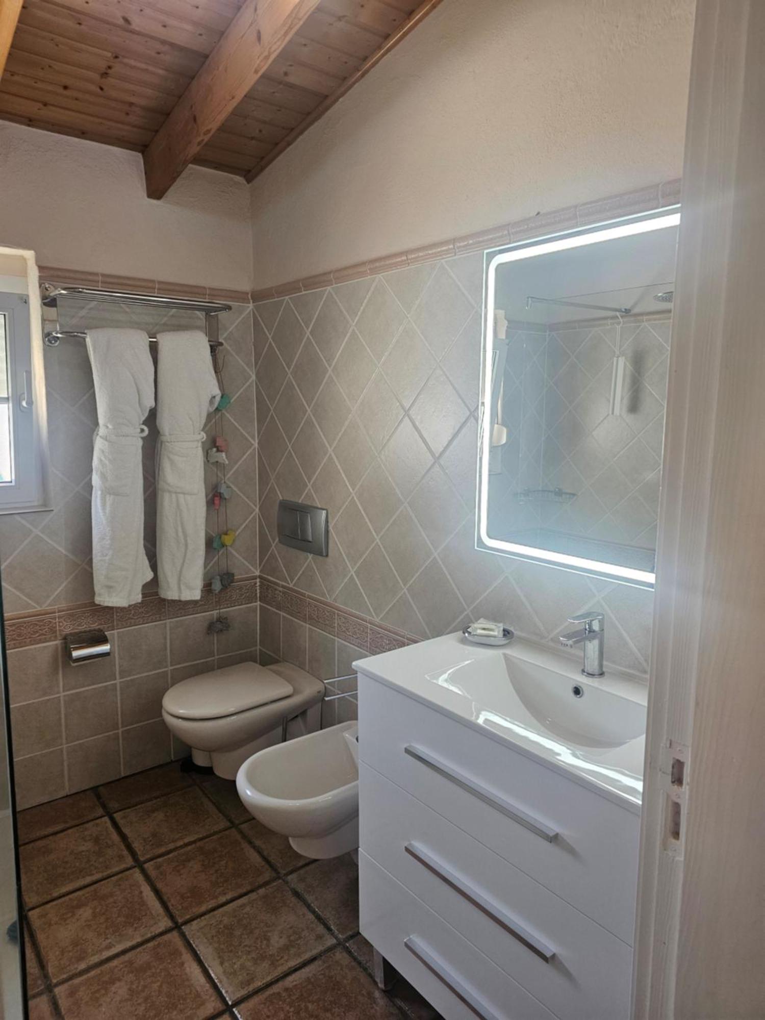 Villa Hibisco, Jacuzzi Y Vistas Al Atlantico Costa Adeje  Ngoại thất bức ảnh